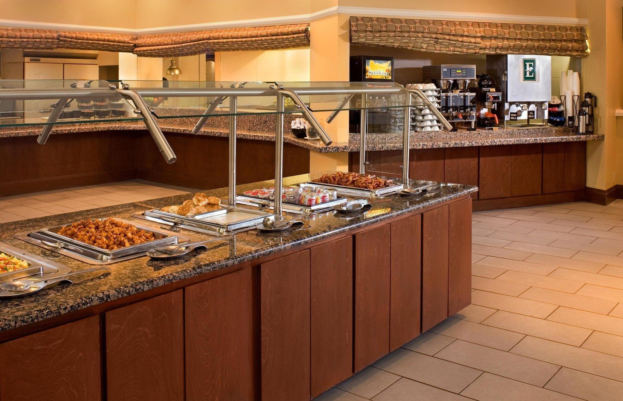 Embassy Suites Dallas - Park Central Area Esterno foto