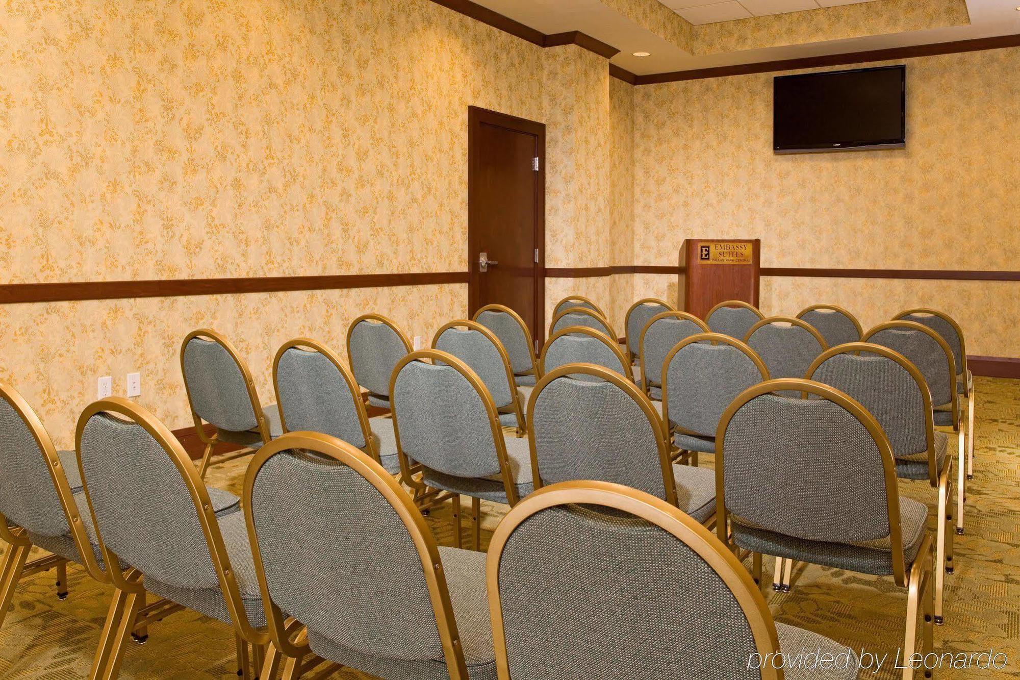 Embassy Suites Dallas - Park Central Area Esterno foto
