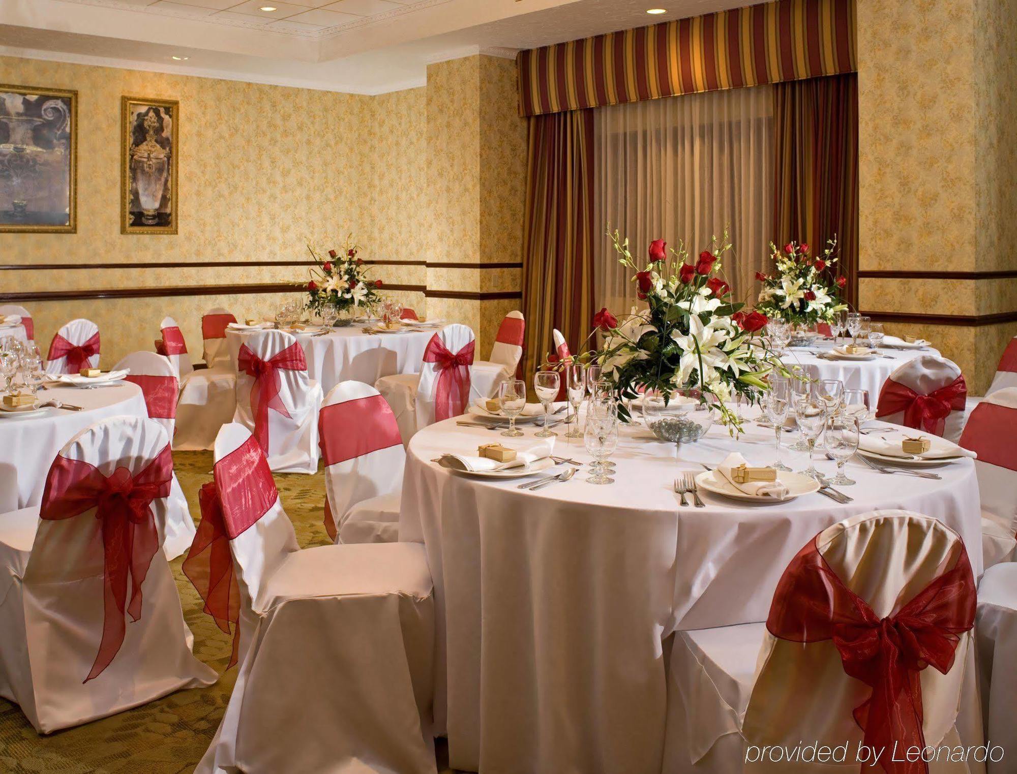 Embassy Suites Dallas - Park Central Area Esterno foto