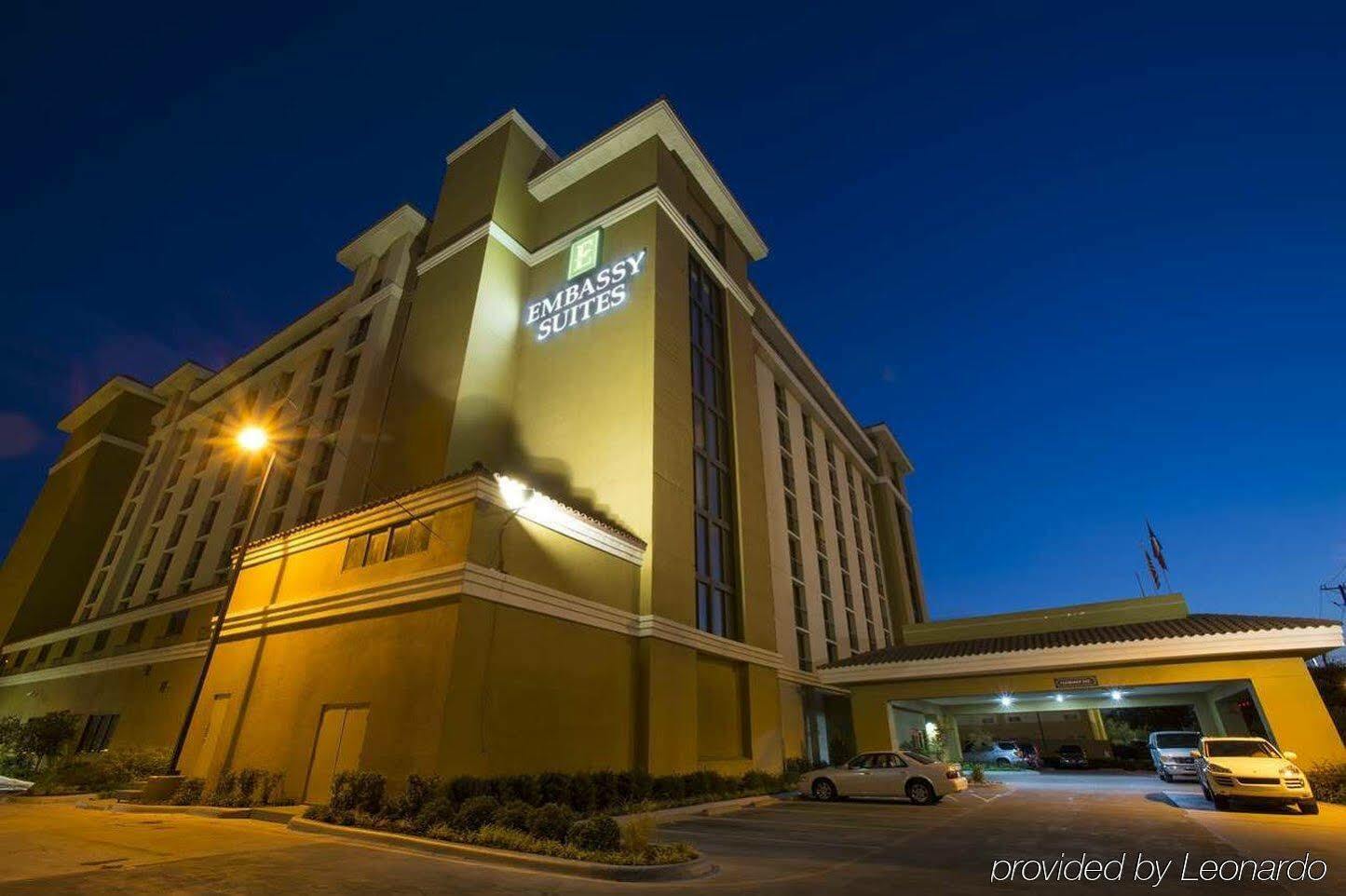 Embassy Suites Dallas - Park Central Area Esterno foto