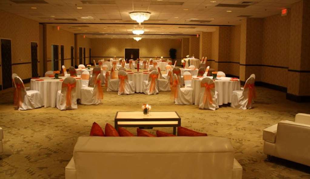 Embassy Suites Dallas - Park Central Area Servizi foto